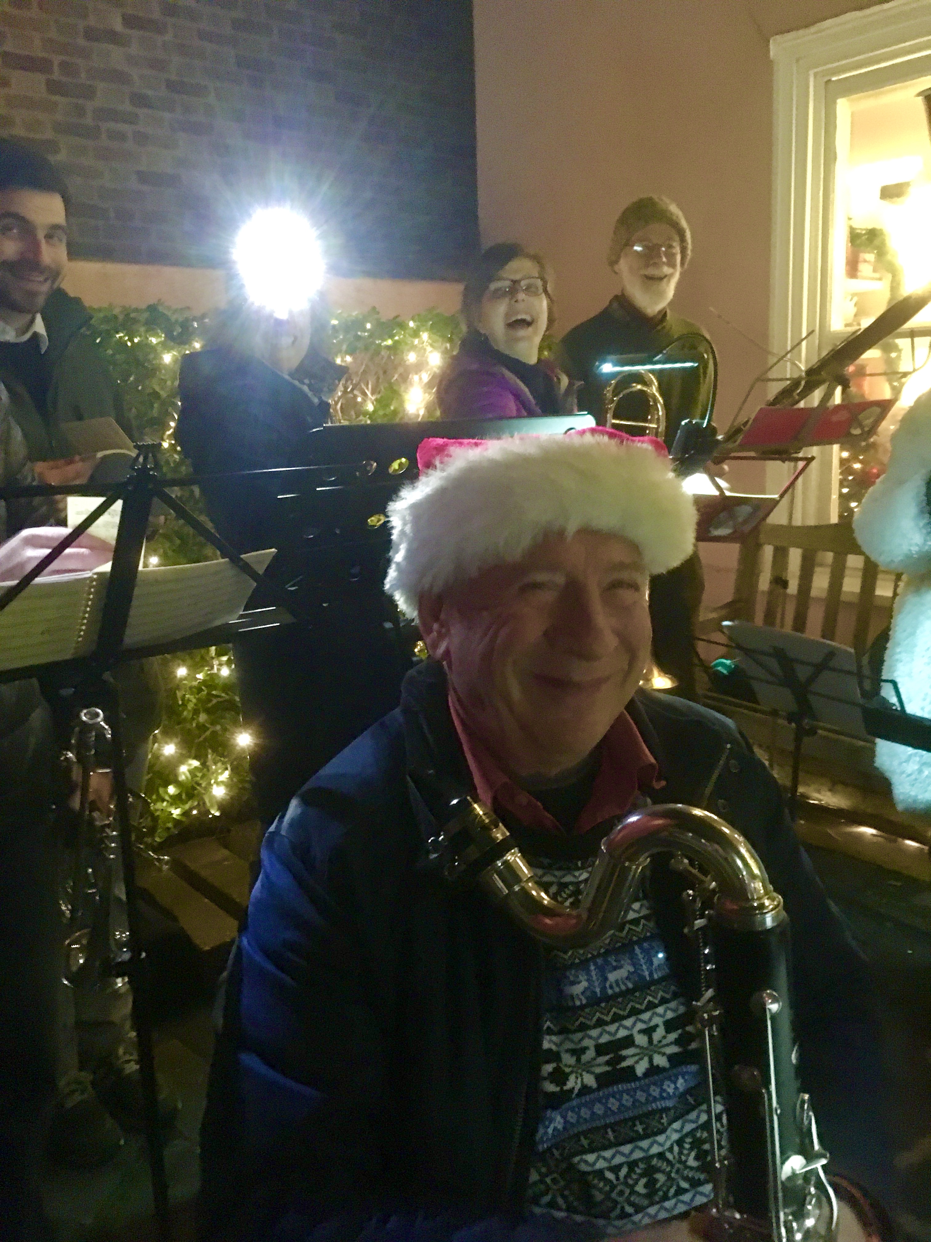 2023-Xmas Rose house1